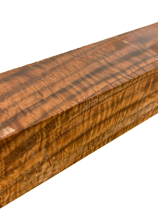 Walnut, Bastogne HIGH FIGURE turning square - 24"x 2.5" x 2.5" WE1560