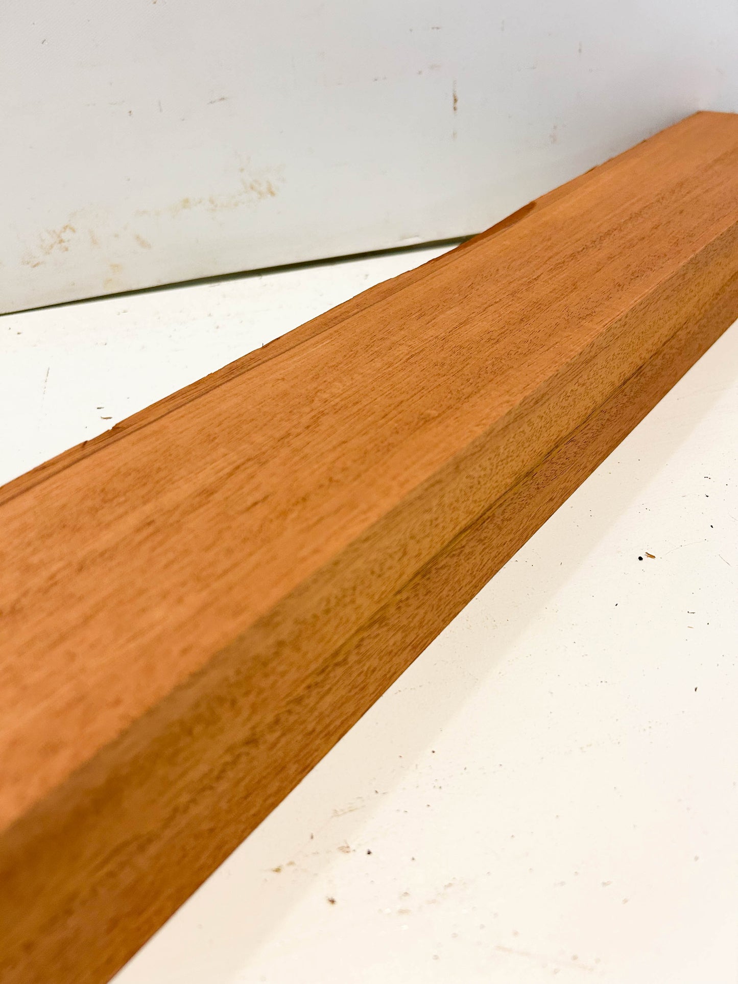 African Mahogany, Khaya Thick Stock - 27"x 3.5"x 2.5" - WE411
